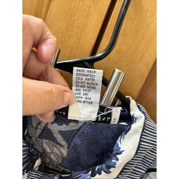 Saks Fifth Avenue Men Short Sleeve Button Shirt  2X Blue Tassel Print Silk - Picture 3 of 14